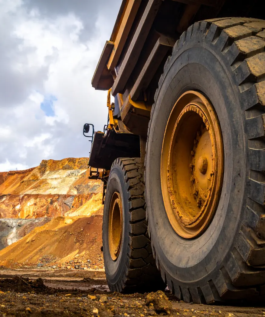 Lubricantes premium para camiones CAEX en minería a rajo abierto
