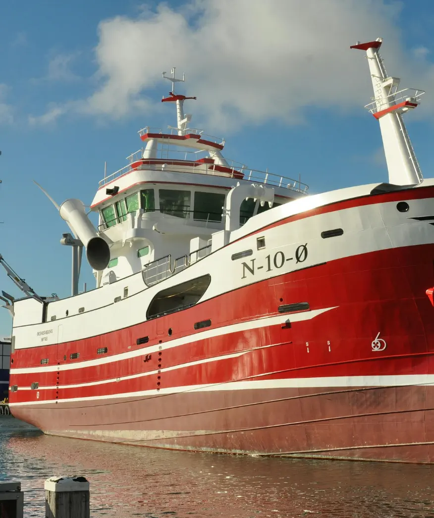 Lubricantes industriales para embarcaciones pesqueras y equipos de cubierta
